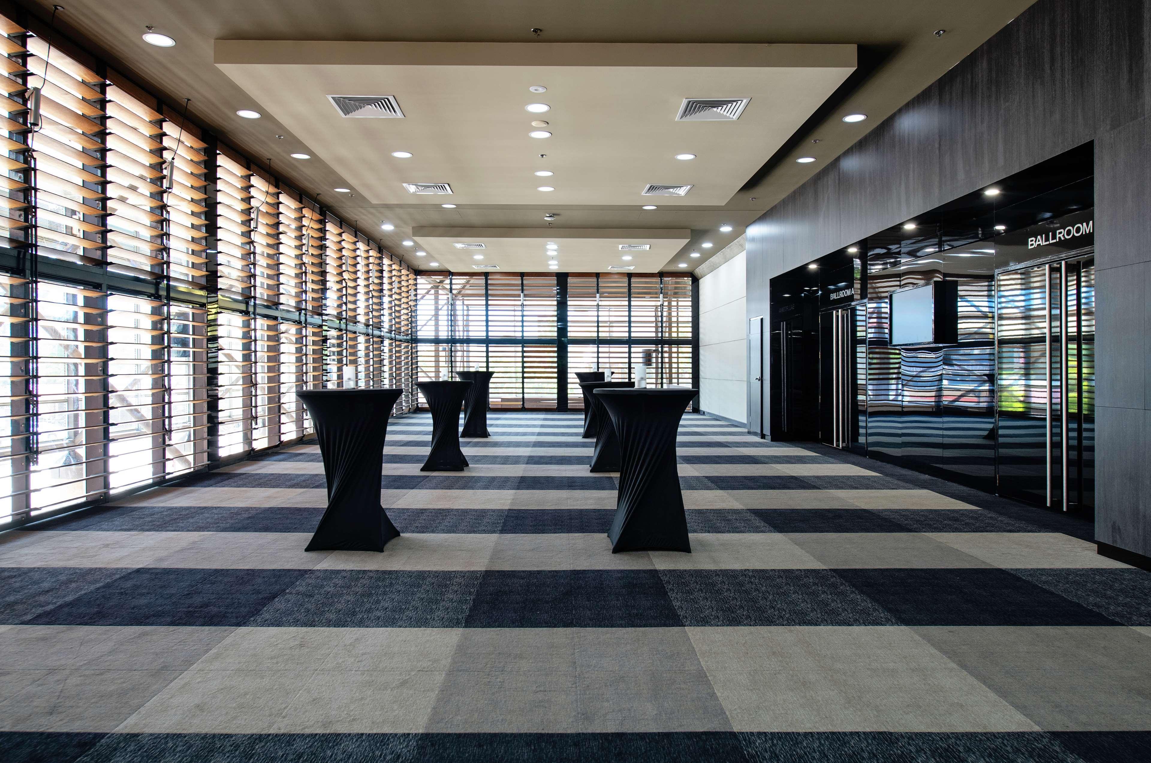 Hilton Garden Inn Дарвин Экстерьер фото